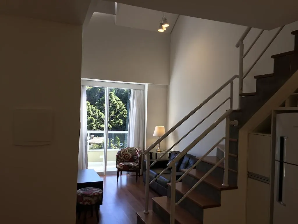 דירות Campos do Jordão Gaudi Loft Design 40